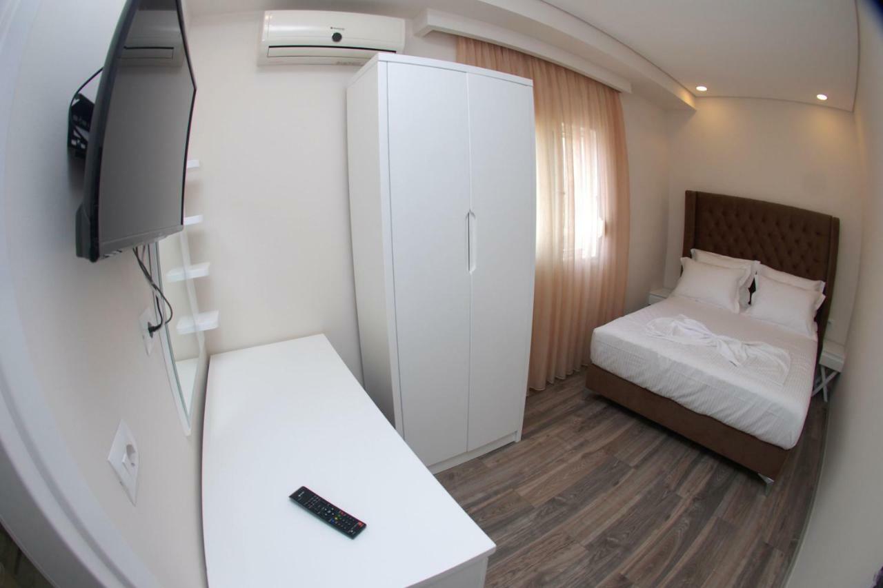 Hotel Ramo Saranda Екстериор снимка