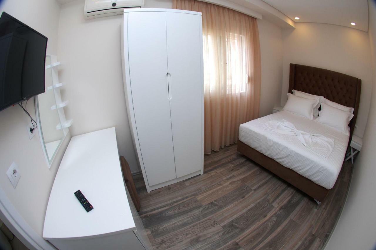 Hotel Ramo Saranda Екстериор снимка