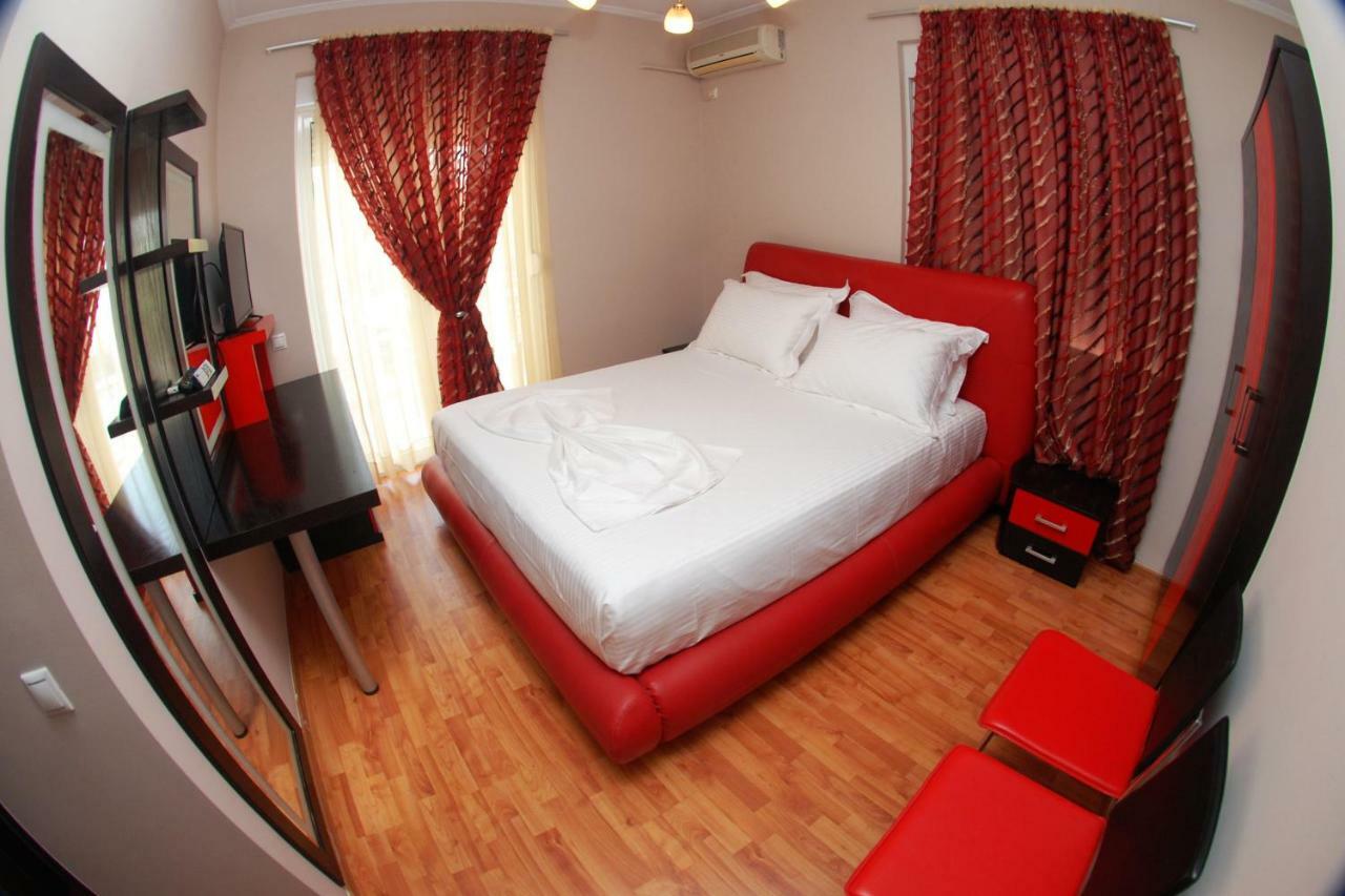 Hotel Ramo Saranda Екстериор снимка
