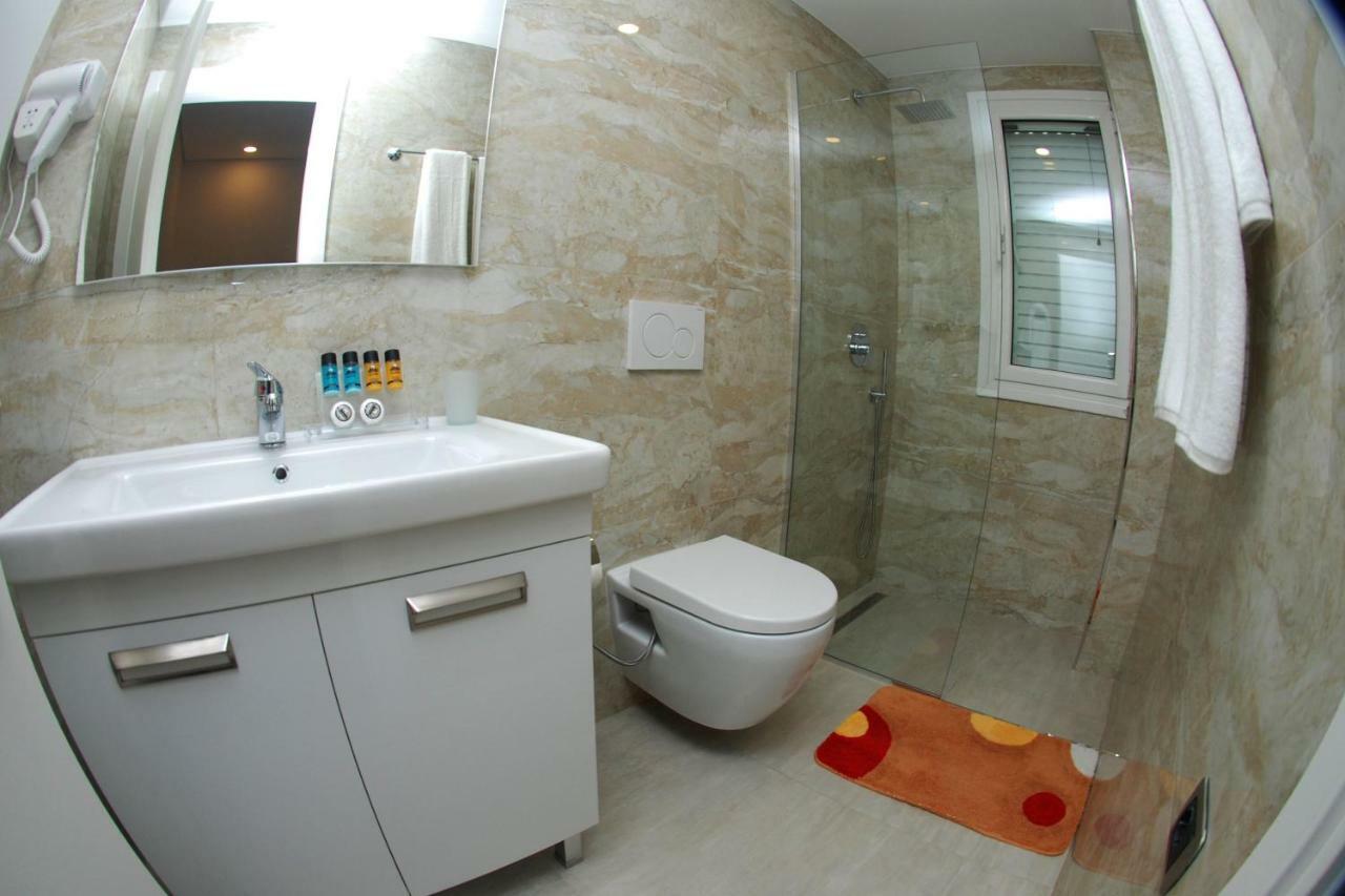 Hotel Ramo Saranda Екстериор снимка