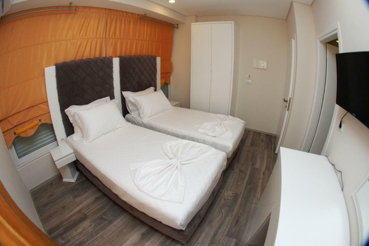 Hotel Ramo Saranda Екстериор снимка